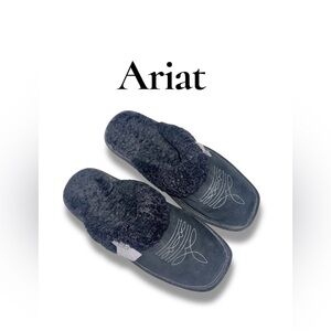 Ariat Black Slippers NWOT